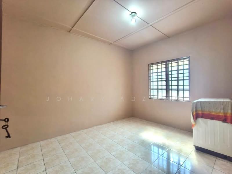 2-storey Terraced House for Sale in Taman Sri Muda (Shah Alam) - Johary Adzhar - Interior - PropertyGuru.com.my