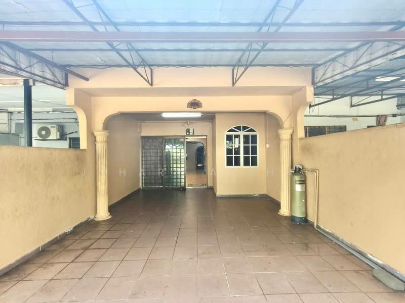 2-storey Terraced House for Sale in Taman Sri Muda (Shah Alam) - Johary Adzhar - Exterior - PropertyGuru.com.my