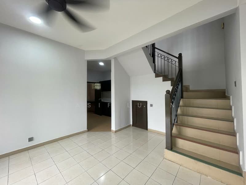 2-storey Terraced House for Sale in Presint 9 (Putrajaya) - Hasif Ludin - Living Room - PropertyGuru.com.my