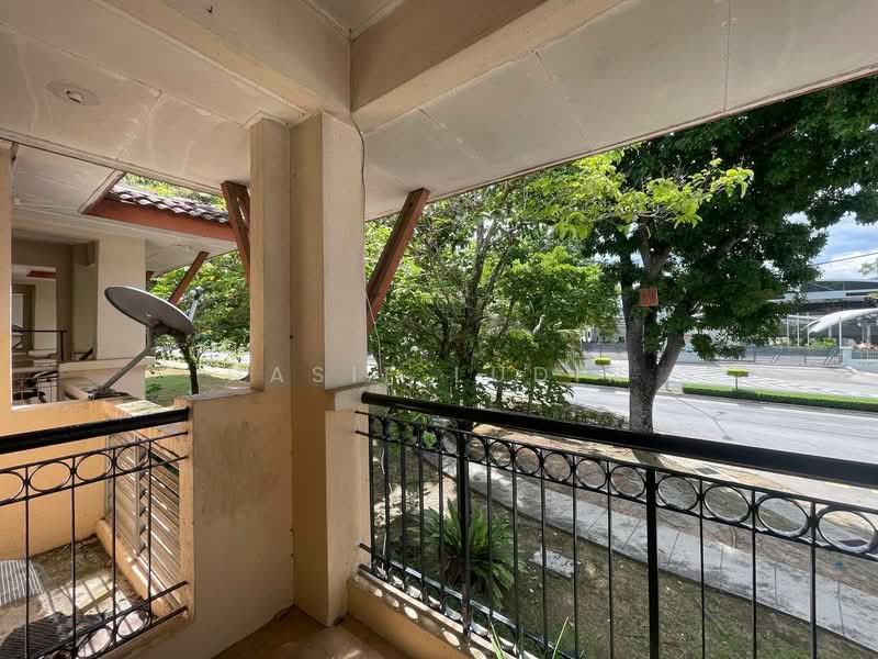 2-storey Terraced House for Sale in Presint 9 (Putrajaya) - Hasif Ludin - Balcony - PropertyGuru.com.my