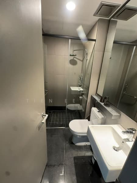 Service Residence for Rent at Bloomsvale Menara Vista Petaling - Tien Ee Yap - Bathroom - PropertyGuru.com.my