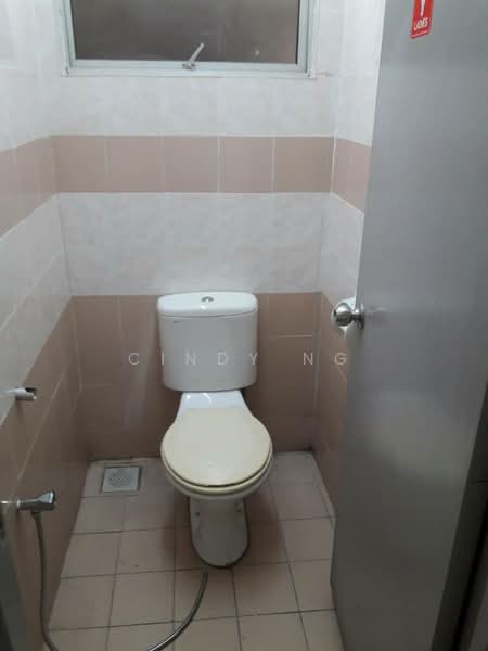 Shop for Rent in Putra Heights (Subang Jaya) - Cindy Ng - Bathroom - PropertyGuru.com.my