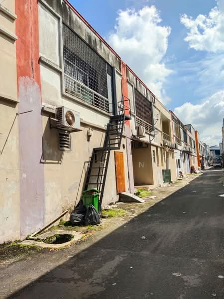 Shop for Rent in Putra Heights (Subang Jaya) - Cindy Ng - Exterior - PropertyGuru.com.my