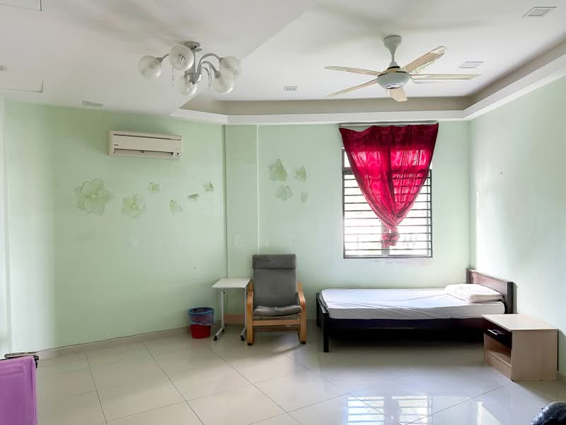 Bungalow for Sale in Kota Damansara (Selangor) - Vincent Liaw - Bedroom - PropertyGuru.com.my