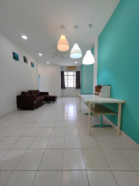 Pangsapuri untuk Dijual di Vista Hatamas Apartment @ Bukit Hatamas - Philip Ng - Living Room - PropertyGuru.com.my