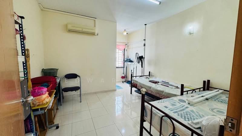 Pangsapuri untuk Dijual di The Embassy (Bangunan Duta Impian) - Edward Tan - PropertyGuru.com.my