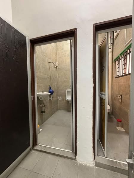 Shop / Office for Rent in Taman Tasek (Johor Bahru) - Tommy Tai - Bathroom - PropertyGuru.com.my