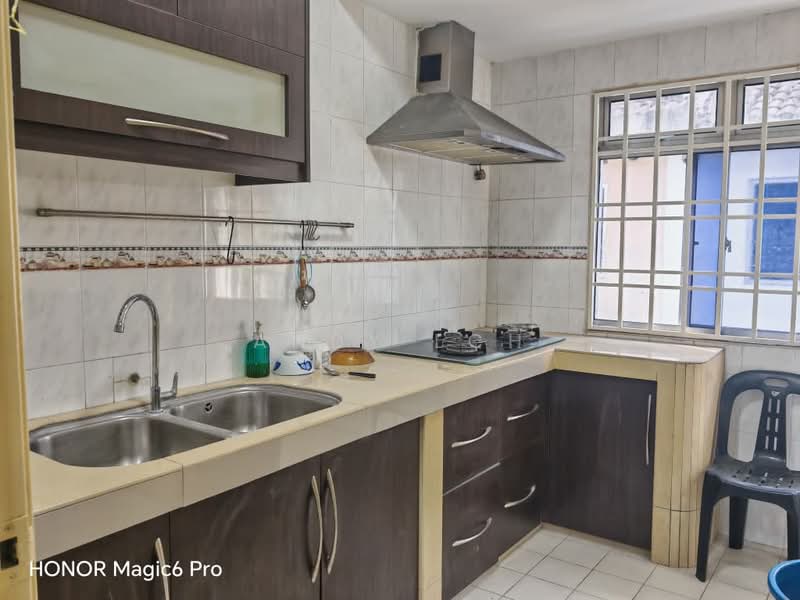 Rumah Teres 2 Tingkat untuk Disewa di Taman Meranti Jaya (Puchong) - Andy LCH - Kitchen - PropertyGuru.com.my