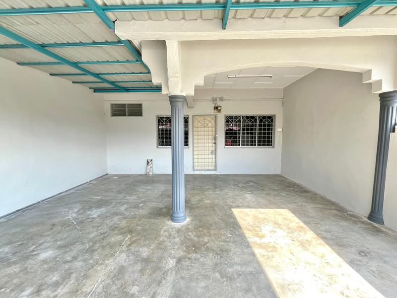 1-storey Terraced House for Sale in Taman Puteri (Kluang) - Gipson Lay - PropertyGuru.com.my