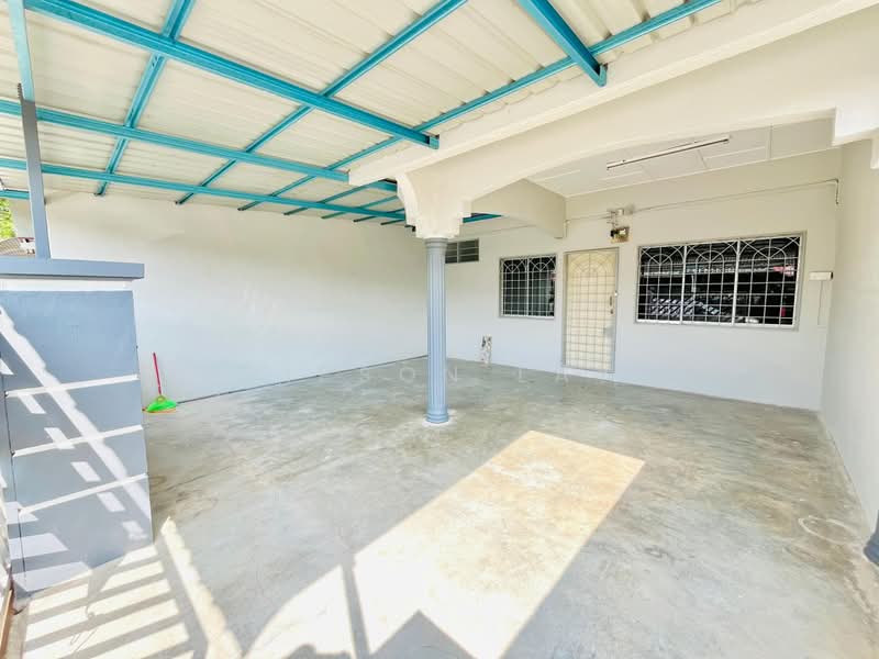1-storey Terraced House for Sale in Taman Puteri (Kluang) - Gipson Lay - PropertyGuru.com.my