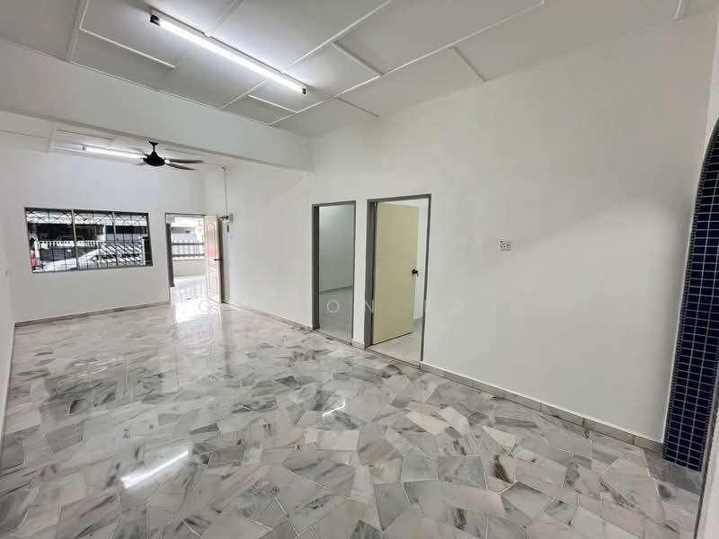 1-storey Terraced House for Sale in Taman Puteri (Kluang) - Gipson Lay - PropertyGuru.com.my