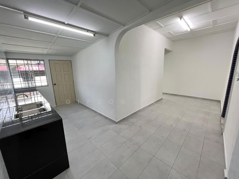 1-storey Terraced House for Sale in Taman Puteri (Kluang) - Gipson Lay - PropertyGuru.com.my