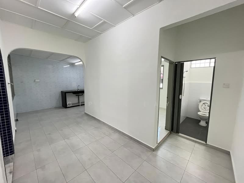 1-storey Terraced House for Sale in Taman Puteri (Kluang) - Gipson Lay - PropertyGuru.com.my