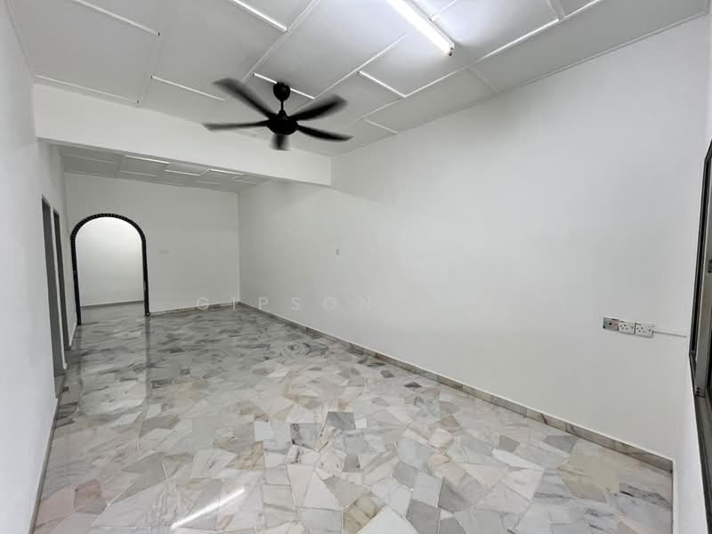 1-storey Terraced House for Sale in Taman Puteri (Kluang) - Gipson Lay - PropertyGuru.com.my