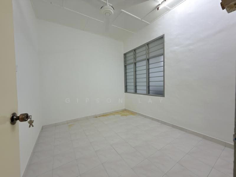 1-storey Terraced House for Sale in Taman Puteri (Kluang) - Gipson Lay - Interior - PropertyGuru.com.my
