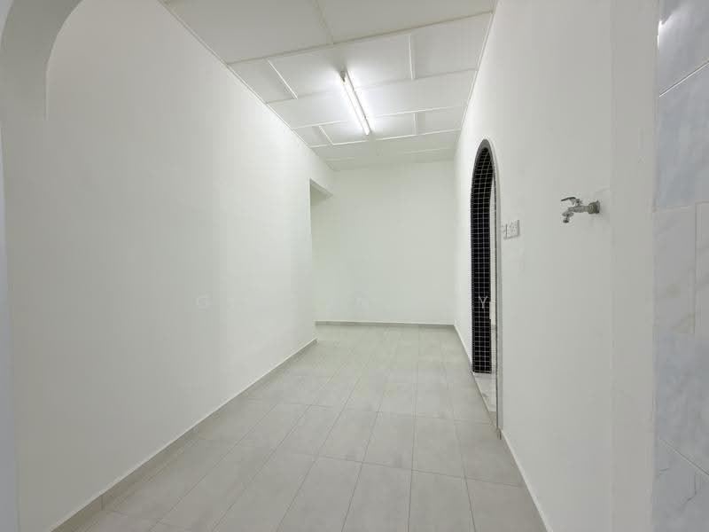 1-storey Terraced House for Sale in Taman Puteri (Kluang) - Gipson Lay - Interior - PropertyGuru.com.my