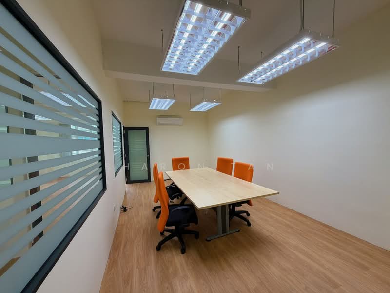 Kedai / Pejabat untuk Disewa di Taman Molek (Johor Bahru) - Sharon Tan - Interior - PropertyGuru.com.my
