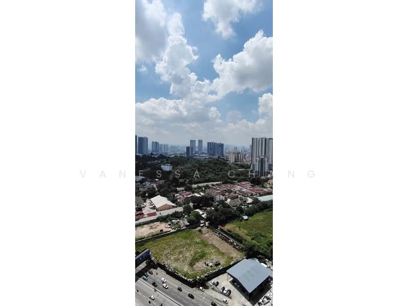 Servis Apartment untuk Dijual di D'Ivo - Vanessa Chang - Actual view from living hall - PropertyGuru.com.my