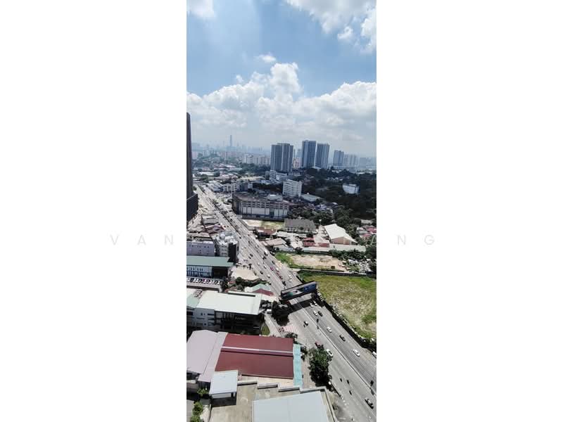 Servis Apartment untuk Dijual di D'Ivo - Vanessa Chang - Actual view from living hall - PropertyGuru.com.my