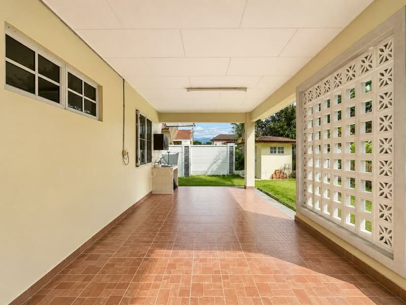 Bungalow House untuk Dijual di Kuala Kubu Bharu (Selangor) - Effendy Shohaili - Exterior - PropertyGuru.com.my