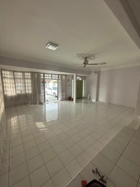 Semi-Detached House for Rent in Perling (Johor) - Jack Ching - Living Room - PropertyGuru.com.my