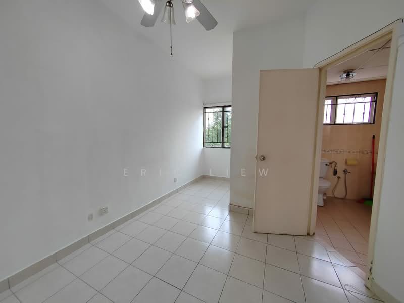 2.5-storey Terraced House for Rent in Taman Megah 2 (Cheras) - Eric Liew - Bathroom - PropertyGuru.com.my
