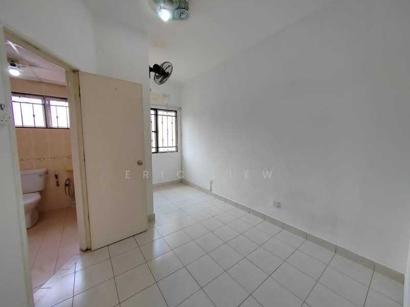 2.5-storey Terraced House for Rent in Taman Megah 2 (Cheras) - Eric Liew - Bathroom - PropertyGuru.com.my