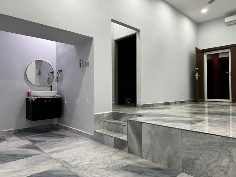 Rumah Teres 1 Tingkat untuk Disewa di Taman Sri Bintang (Kepong) - Louis Chen - Bathroom - PropertyGuru.com.my