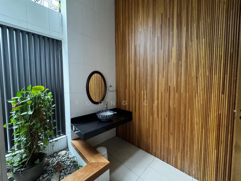 Bungalow House for Sale in Kuala Lumpur (Kuala Lumpur) - Yoong CF - Bathroom - PropertyGuru.com.my
