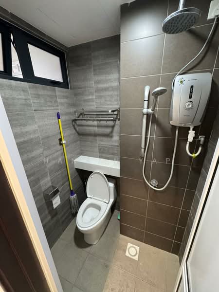 Servis Apartment untuk Dijual di Symphony Tower (Menara Simfoni) - Hanson Yap - Bathroom - PropertyGuru.com.my