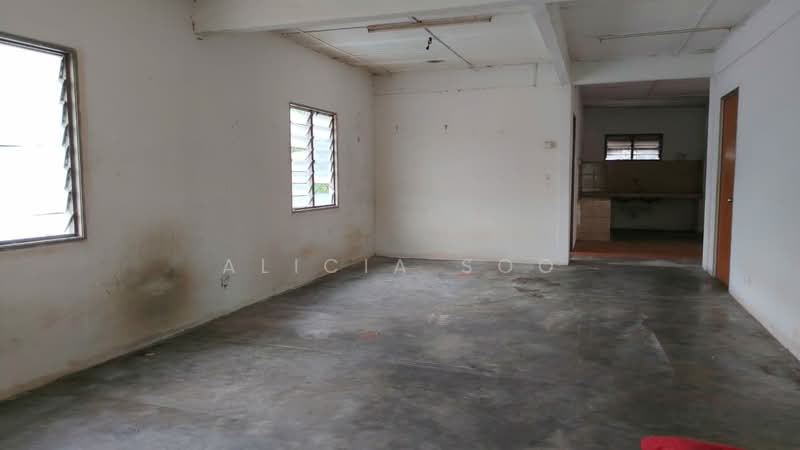 Shop for Rent in Sungai Buloh (Selangor) - Alicia Soo - Interior - PropertyGuru.com.my