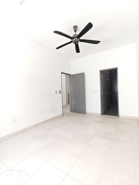 Rumah Teres 2 Tingkat untuk Dijual di Setia Indah 12 (Setia Alam) - Loke . - Interior - PropertyGuru.com.my