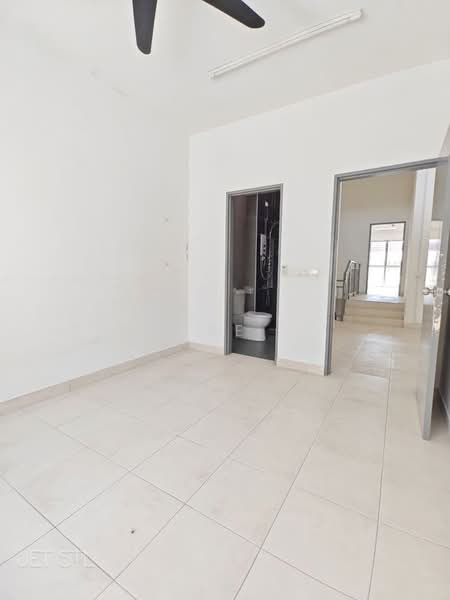 Rumah Teres 2 Tingkat untuk Dijual di Setia Indah 12 (Setia Alam) - Loke . - Interior - PropertyGuru.com.my