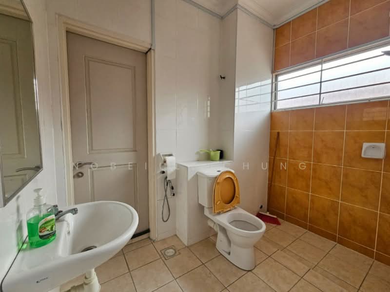 Rumah Teres 2 Tingkat untuk Disewa di Putra Heights (Subang Jaya) - Nobeille Chung - Bathroom - PropertyGuru.com.my