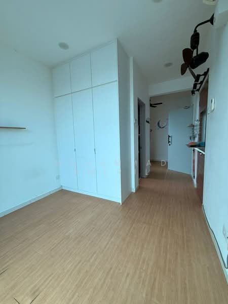 Service Residence for Rent at The Zizz @ Damansara North - Muhammad Amerul - Corridor - PropertyGuru.com.my