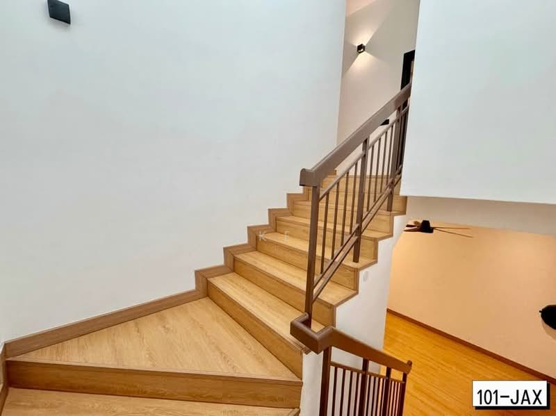 Rumah Teres 2 Tingkat untuk Dijual di Setia Indah 12 (Setia Alam) - Loke . - Interior - PropertyGuru.com.my