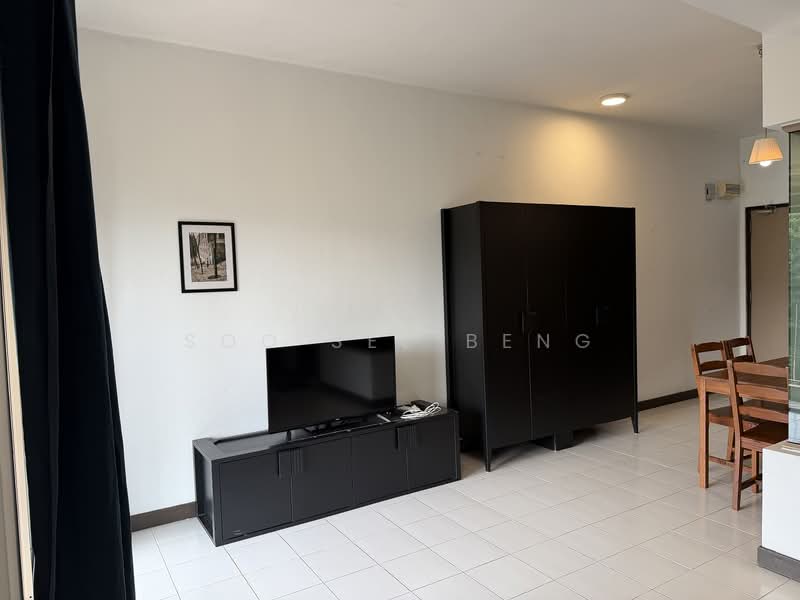 Servis Apartment untuk Disewa di Ritze Perdana 1 - Soo See Beng - Living Room - PropertyGuru.com.my