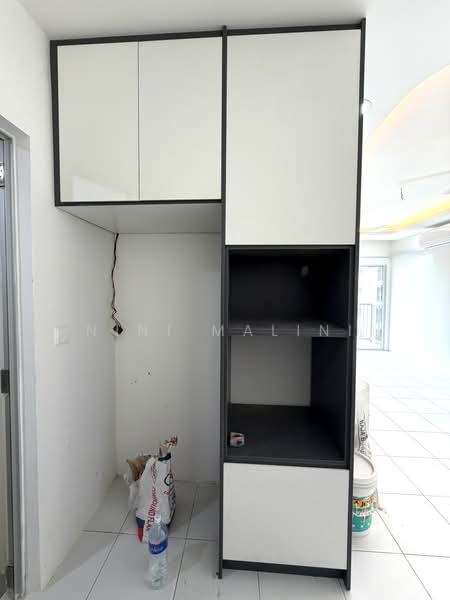 Kondominium untuk Disewa di Residensi Sateria - Nini Malini - Kitchen - PropertyGuru.com.my