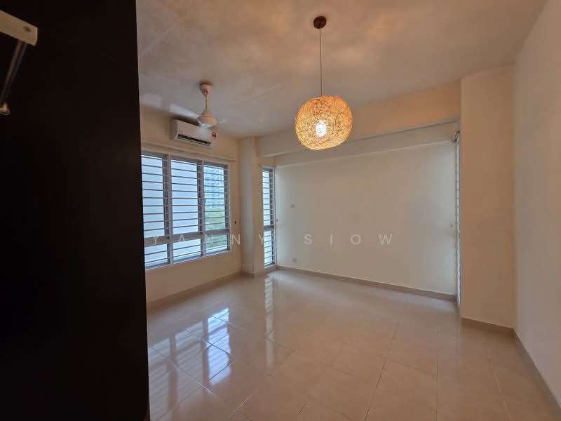 Kondominium untuk Dijual di Riana Green East - Yanny Siow - Living Room - PropertyGuru.com.my