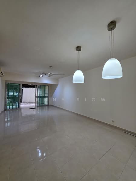 Kondominium untuk Dijual di Riana Green East - Yanny Siow - Living Room - PropertyGuru.com.my