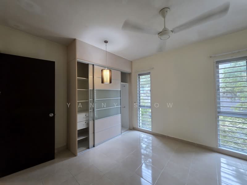 Kondominium untuk Dijual di Riana Green East - Yanny Siow - Bedroom - PropertyGuru.com.my