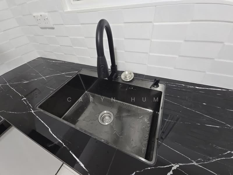 Rumah Flat untuk Disewa di Ideal Residency - Caryn Hum - Kitchen - PropertyGuru.com.my