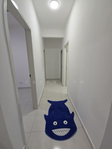 Rumah Flat untuk Disewa di Ideal Residency - Caryn Hum - Corridor - PropertyGuru.com.my