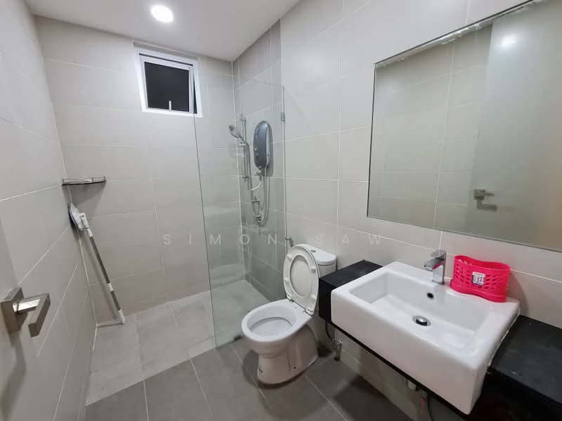 Kondominium untuk Disewa di Tropicana Bay Residences - Simon Saw - Bathroom - PropertyGuru.com.my