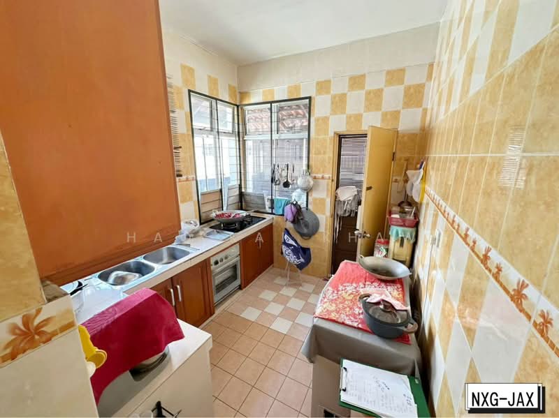 2-storey Terraced House for Sale in Setia Damai (Setia Alam) - Hao Kai Khaw - Kitchen - PropertyGuru.com.my