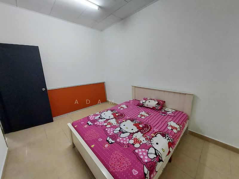 2-storey Terraced House for Sale in Desa Coalfields (Sungai Buloh) - Adam Foo - Bedroom - PropertyGuru.com.my