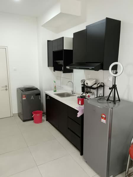 Service Residence for Rent at Residensi Rimbun @ Canopy Hills - Alan Pang - Kitchen - PropertyGuru.com.my