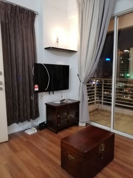 Servis Apartment untuk Dijual di Casa Mutiara - Nixon Low - Living Room - PropertyGuru.com.my
