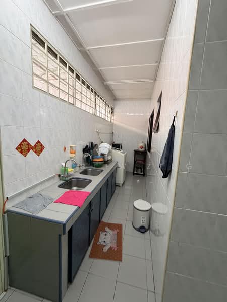 2-storey Terraced House for Sale in Serdang (Seri Kembangan) - Tey Siew Zing - PropertyGuru.com.my