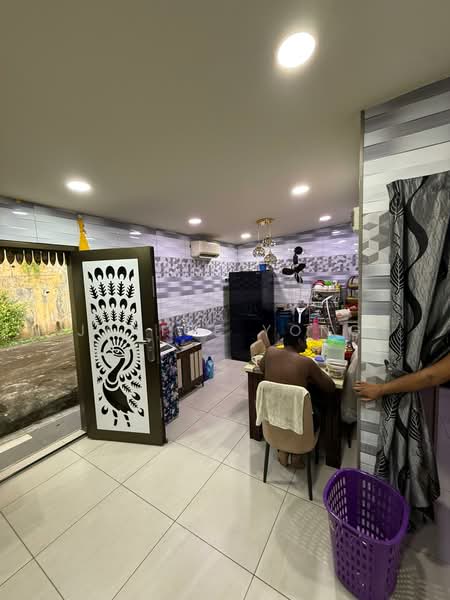 Rumah Teres 1 Tingkat untuk Dijual di Taman Johor (Tampoi) - Janice Yong - Kitchen - PropertyGuru.com.my